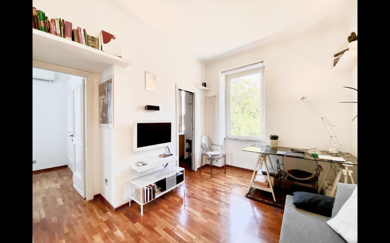 Charming Mini Near Vatican With Parking Apartment Rom